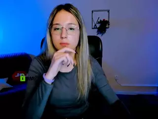 crystal-monroe's Live Sex Cam Show