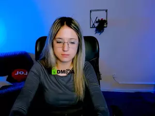 crystal-monroe's Live Sex Cam Show
