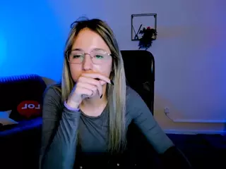 crystal-monroe's Live Sex Cam Show