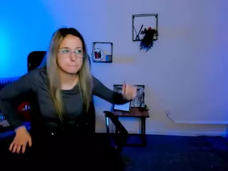 crystal-monroe's Live Sex Cam Show