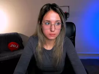 crystal-monroe's Live Sex Cam Show
