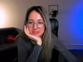 crystal-monroe's Live Sex Cam Show