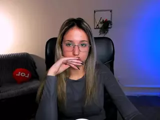 crystal-monroe's Live Sex Cam Show