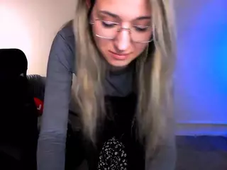 crystal-monroe's Live Sex Cam Show