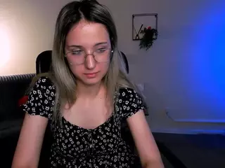 crystal-monroe's Live Sex Cam Show