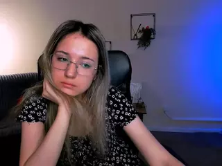 crystal-monroe's Live Sex Cam Show