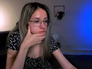 crystal-monroe's Live Sex Cam Show