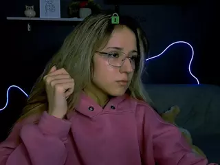 crystal-monroe's Live Sex Cam Show