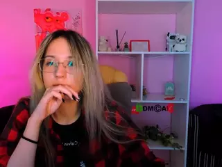 crystal-monroe's Live Sex Cam Show