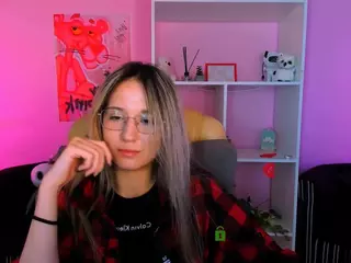 crystal-monroe's Live Sex Cam Show