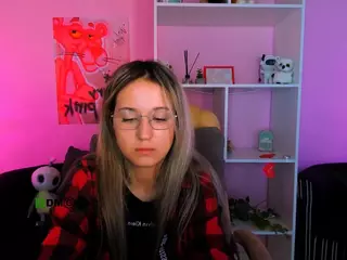 crystal-monroe's Live Sex Cam Show