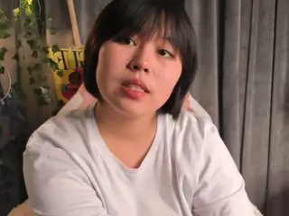 DaisyBierly's Live Sex Cam Show