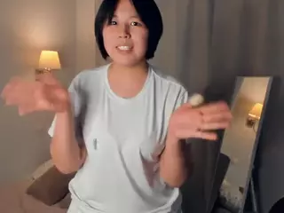 DaisyBierly's Live Sex Cam Show