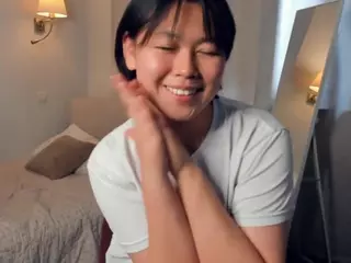 DaisyBierly's Live Sex Cam Show