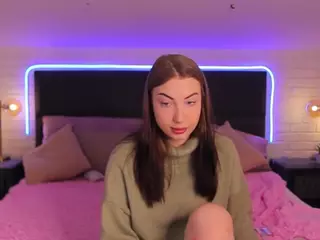 Effie-Lurr's Live Sex Cam Show