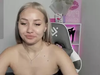 Evikqwwww's Live Sex Cam Show