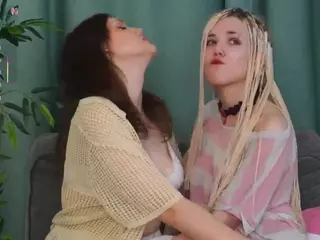 Luna and TIffany's Live Sex Cam Show