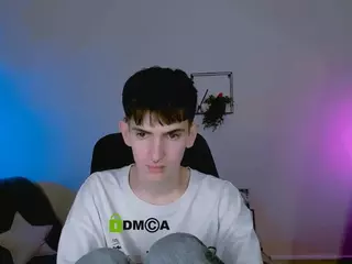 hot-dominic's Live Sex Cam Show