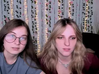 lilith-diva's Live Sex Cam Show