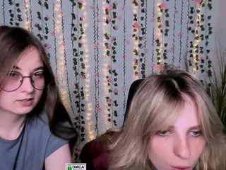 lilith-diva's Live Sex Cam Show