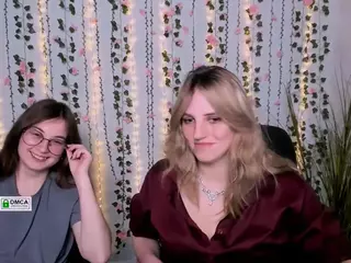 lilith-diva's Live Sex Cam Show