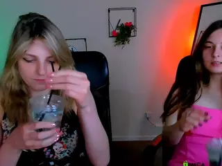 lilith-diva's Live Sex Cam Show