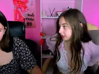 lilith-diva's Live Sex Cam Show