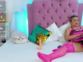 mia-hotx69's Live Sex Cam Show
