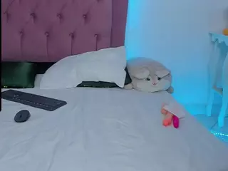 mia-hotx69's Live Sex Cam Show
