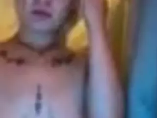 OSoTinyyy's Live Sex Cam Show