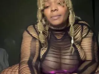 RuetheWaning's Live Sex Cam Show