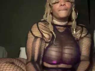 RuetheWaning's Live Sex Cam Show