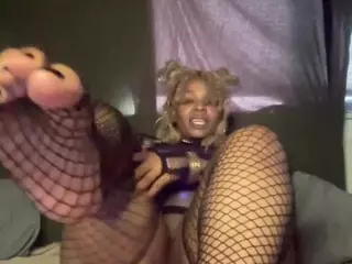 RuetheWaning's Live Sex Cam Show