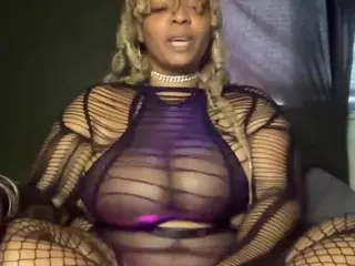 RuetheWaning's Live Sex Cam Show