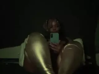 RuetheWaning's Live Sex Cam Show