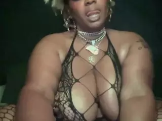 RuetheWaning's Live Sex Cam Show