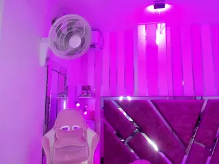 ShylySweet's Live Sex Cam Show