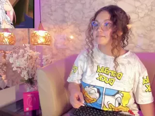 ShylySweet's Live Sex Cam Show