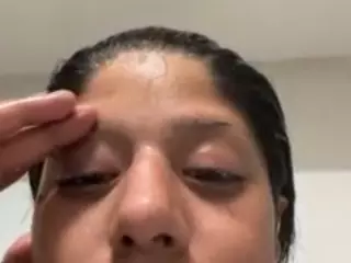 SlyraXX's Live Sex Cam Show