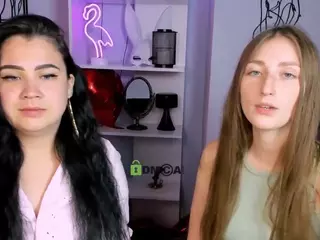 trisha-peach's Live Sex Cam Show