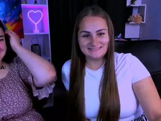trisha-peach's Live Sex Cam Show