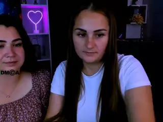 trisha-peach's Live Sex Cam Show