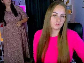 trisha-peach's Live Sex Cam Show