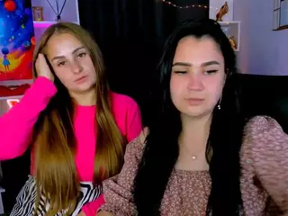 trisha-peach's Live Sex Cam Show