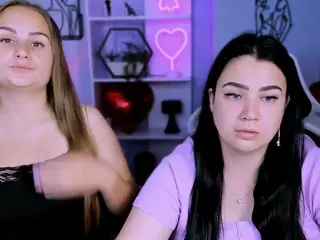 trisha-peach's Live Sex Cam Show