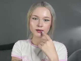 UdeleBales's Live Sex Cam Show
