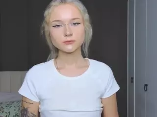 UdeleBales's Live Sex Cam Show