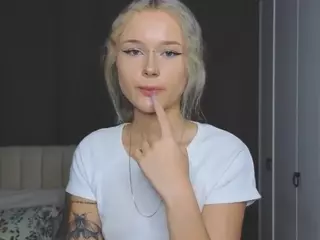 UdeleBales's Live Sex Cam Show