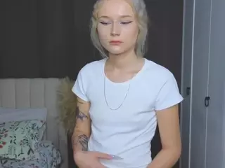 UdeleBales's Live Sex Cam Show