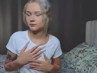UdeleBales's Live Sex Cam Show